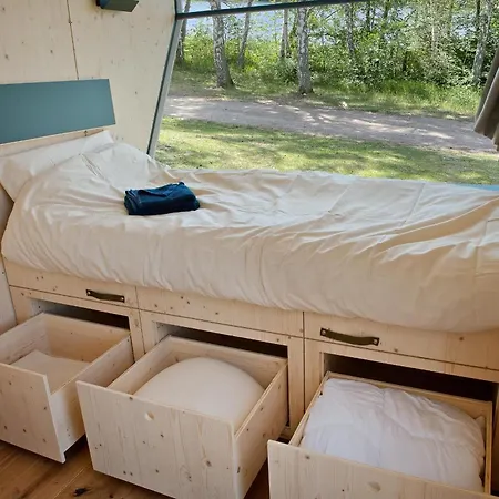 Feriehus Sleep Space 4 - Salemer